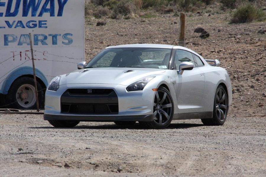  Nissan GT-R 2007 года  (фото 480 из 480)